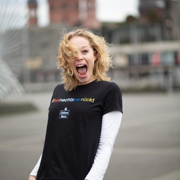 T-Shirt – Design: fastnachtsverrückt Frauen